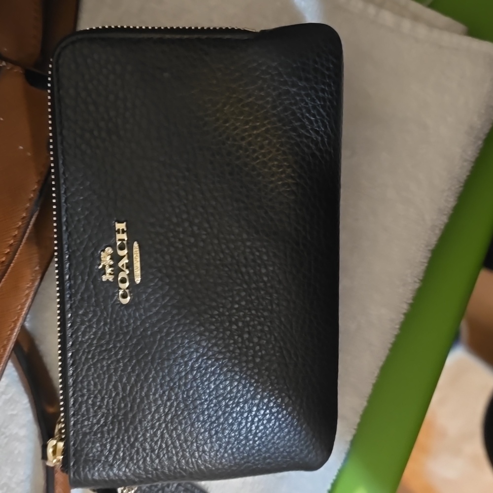 NWT Coach Double Zip Wallet